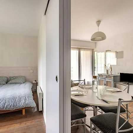 Charming Apt Near The Beach Apartment Cabourg