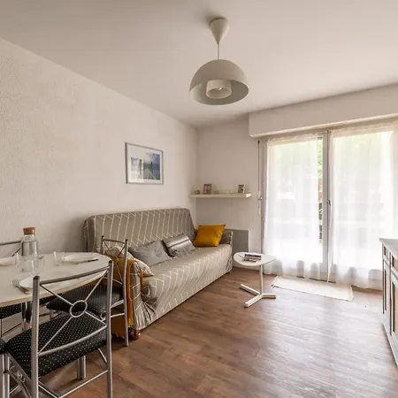 Charming Apt Near The Beach Apartment Cabourg